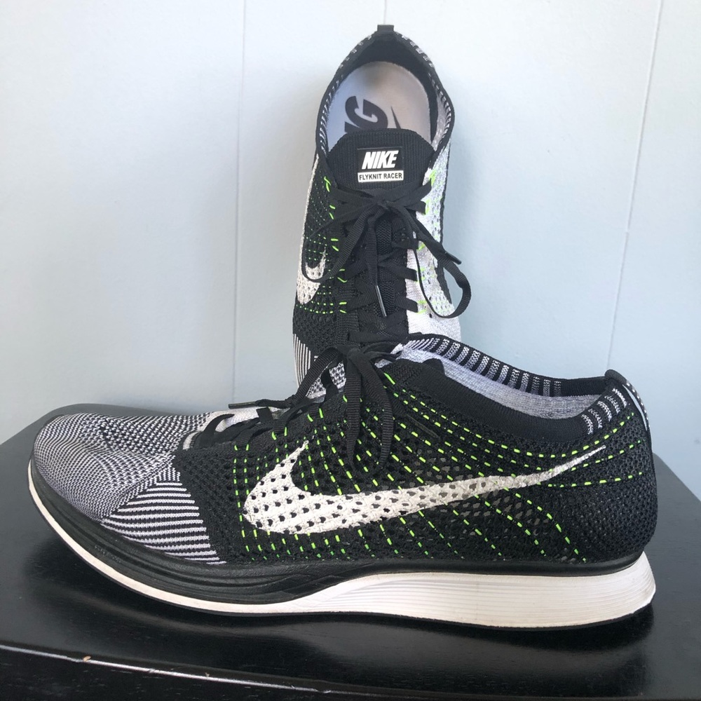 Nike Flyknit Racers